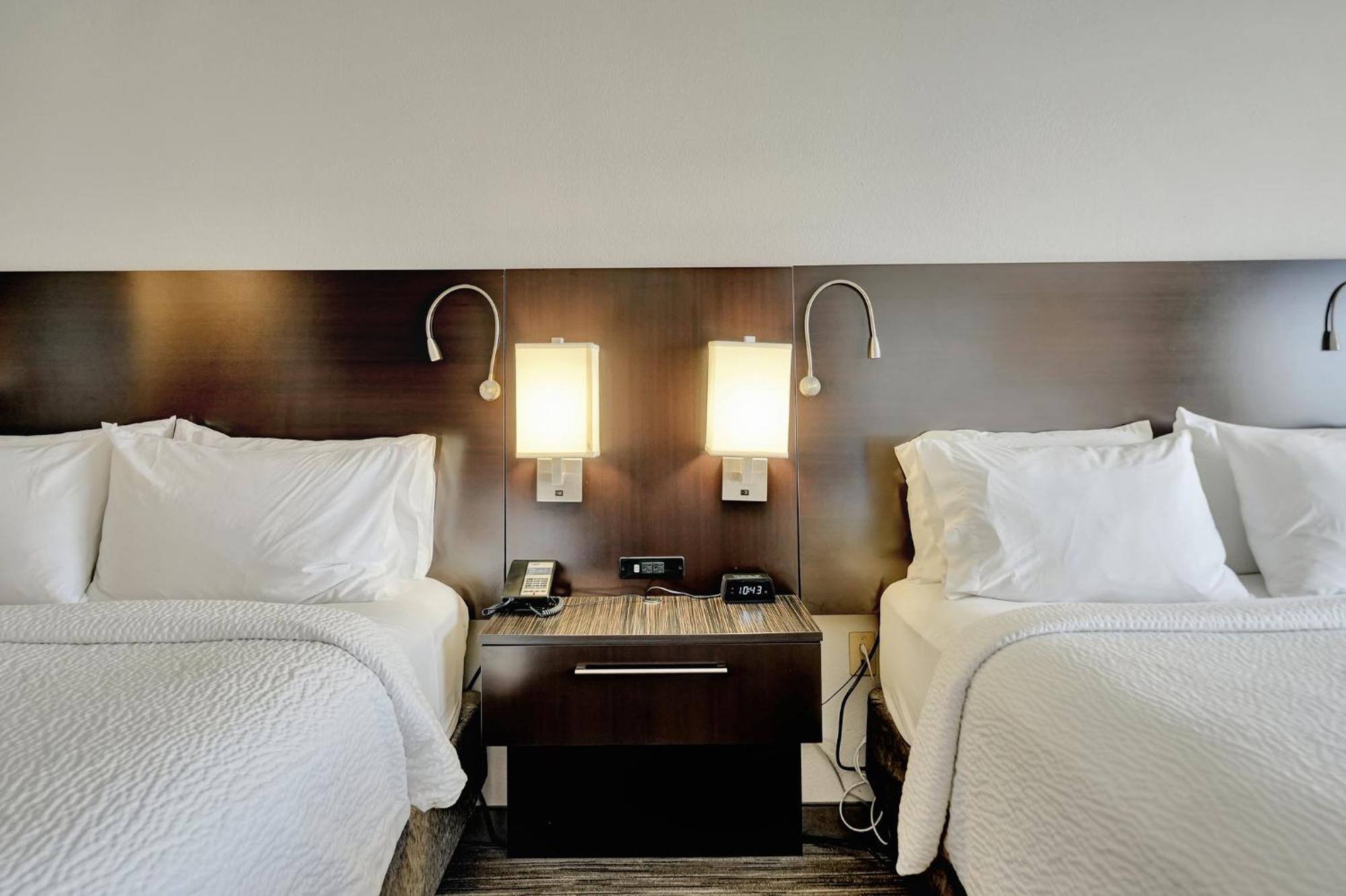 Holiday Inn Express Hotel & Suites Beatrice By Ihg Ngoại thất bức ảnh