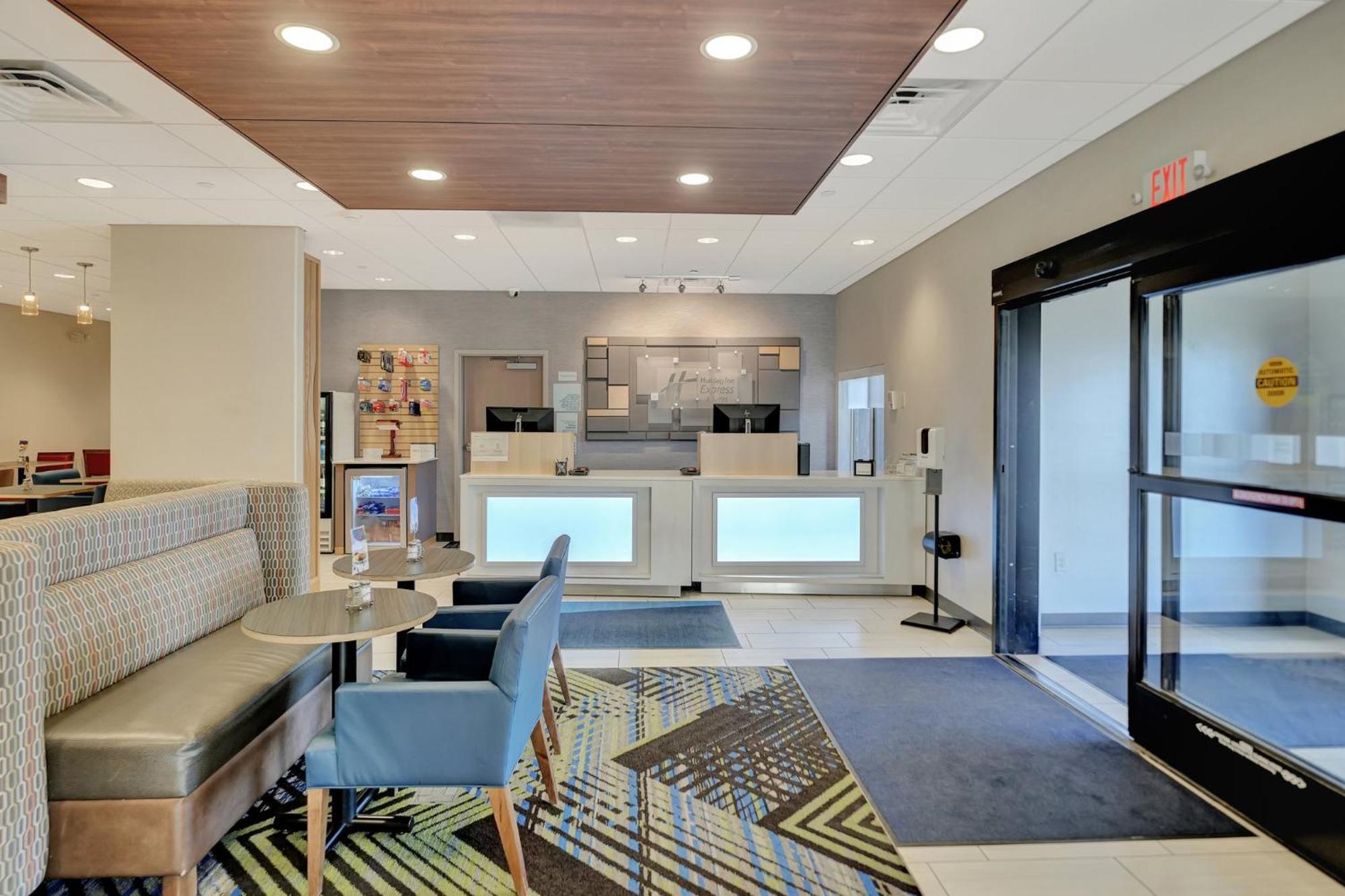Holiday Inn Express Hotel & Suites Beatrice By Ihg Ngoại thất bức ảnh