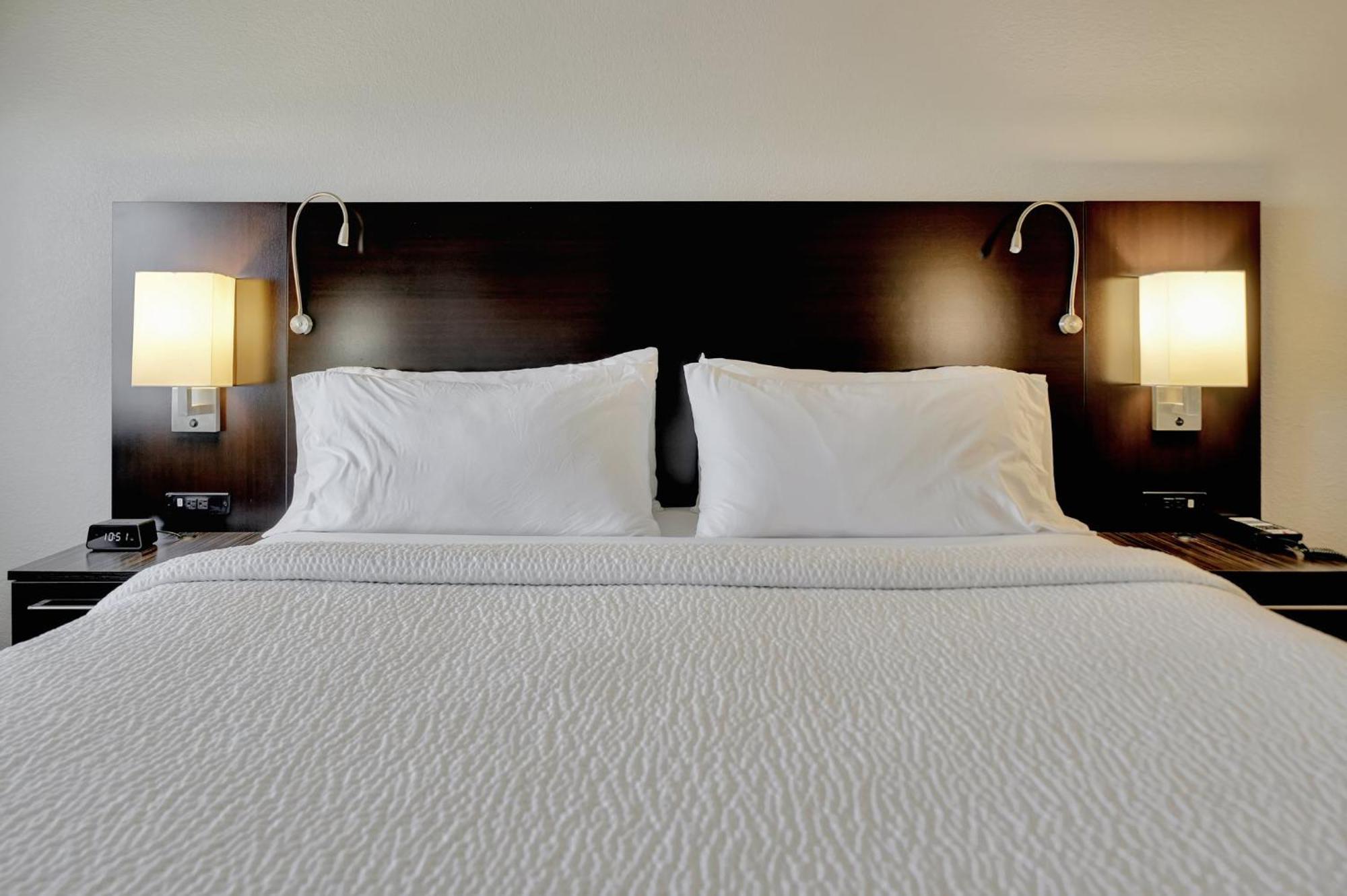 Holiday Inn Express Hotel & Suites Beatrice By Ihg Ngoại thất bức ảnh