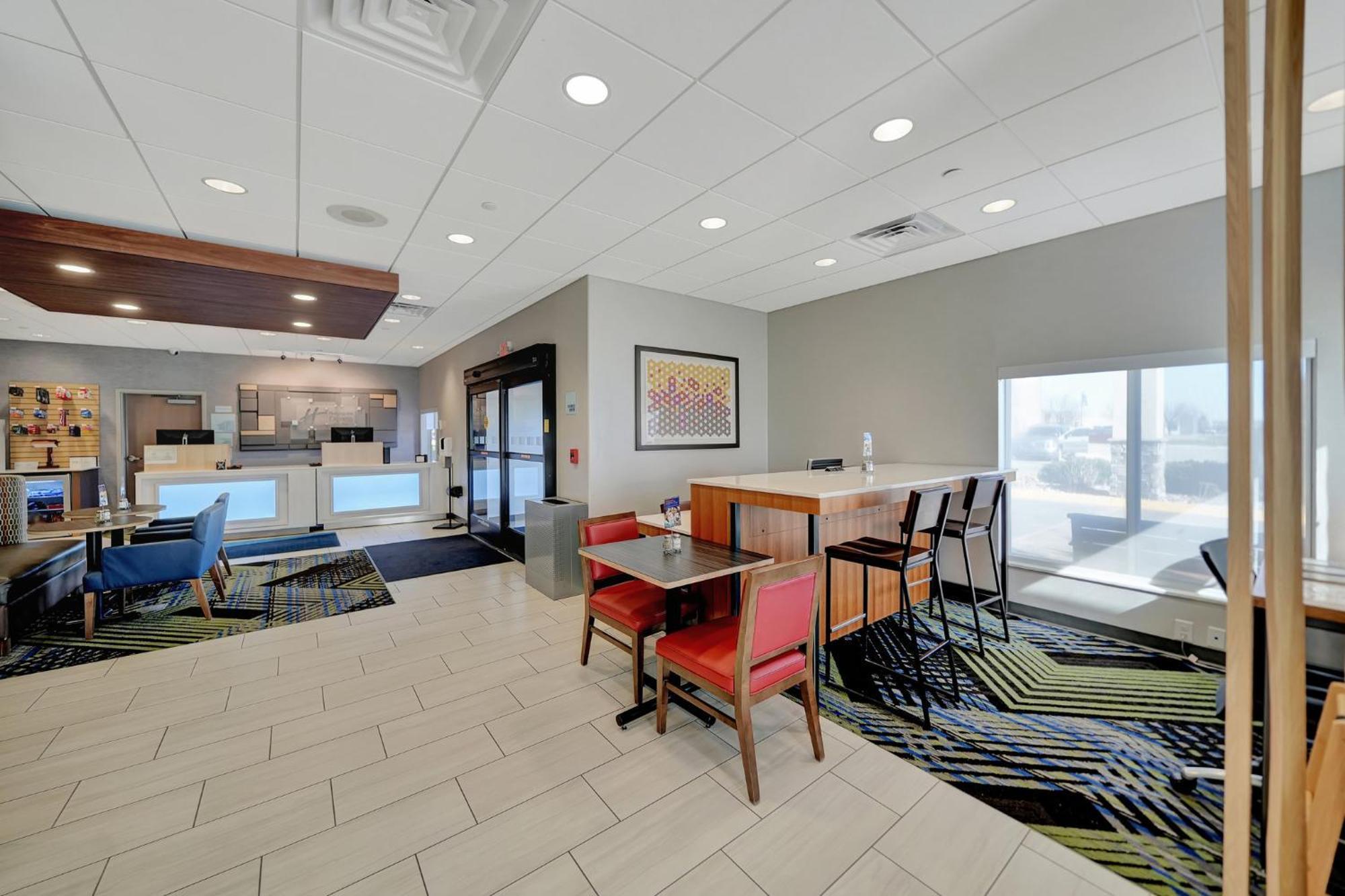 Holiday Inn Express Hotel & Suites Beatrice By Ihg Ngoại thất bức ảnh